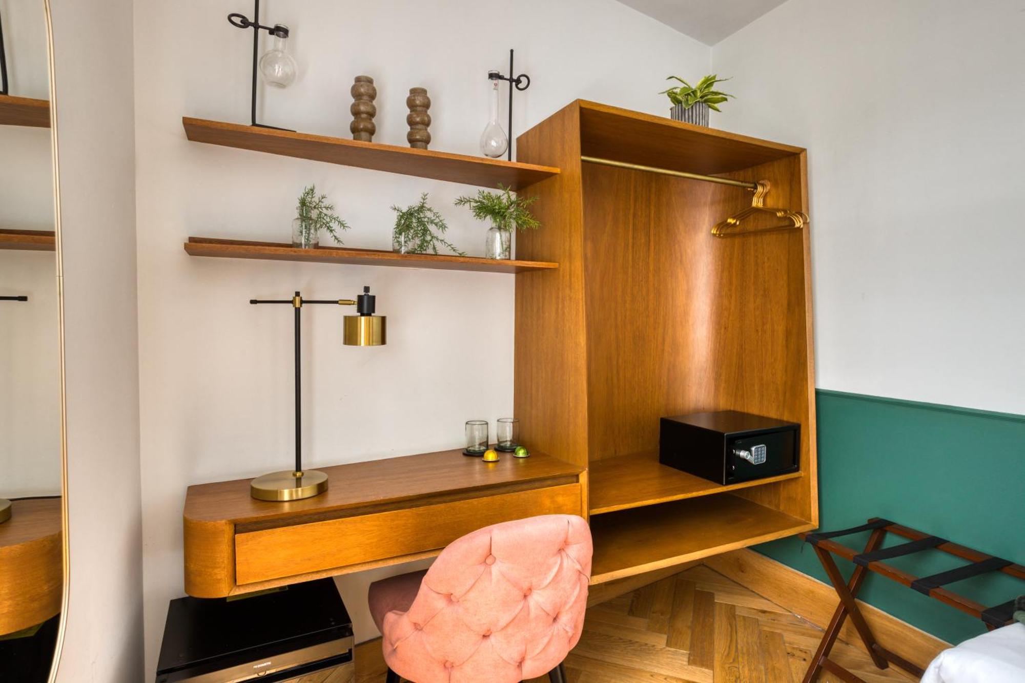 Two-Bedroom Suite
