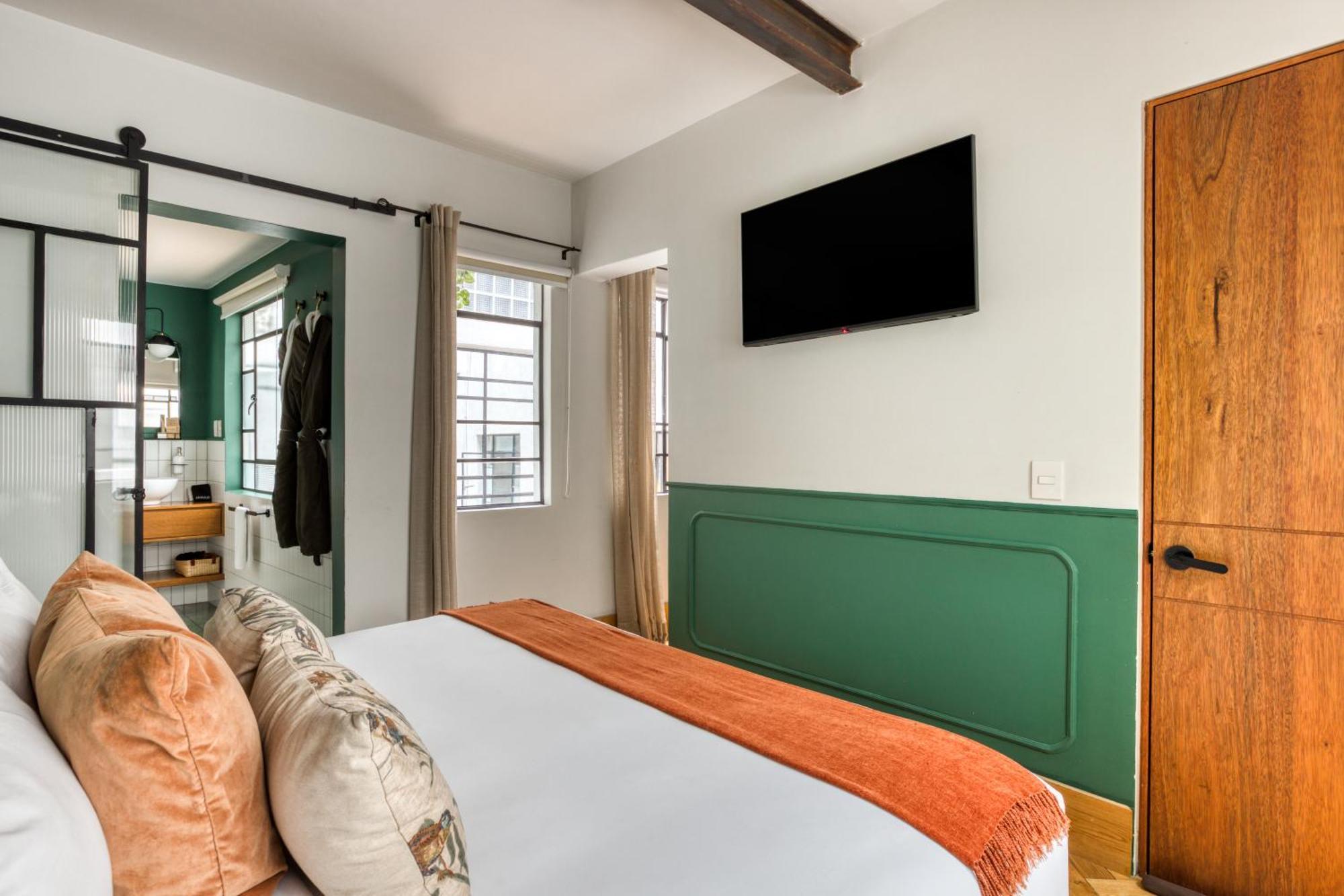 Two-Bedroom Suite